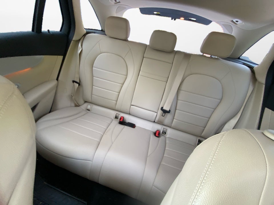 2019 Mercedes-Benz GLC 300 GLC 300