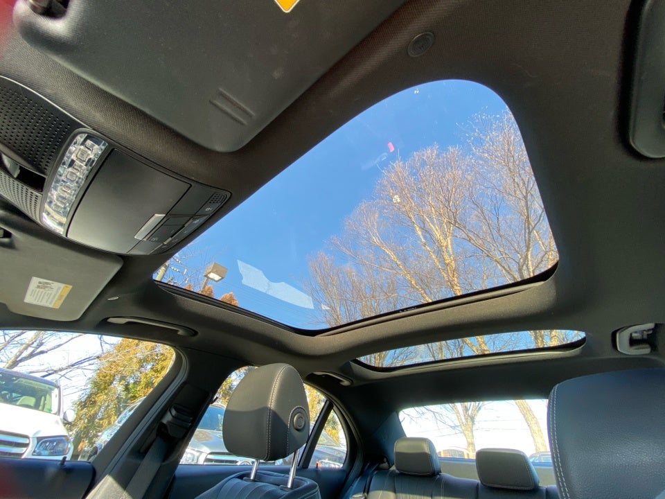 2019 Mercedes-Benz E 300 E 300