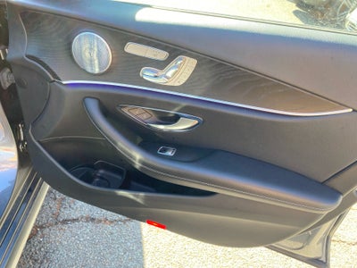 2019 Mercedes-Benz E 300 E 300