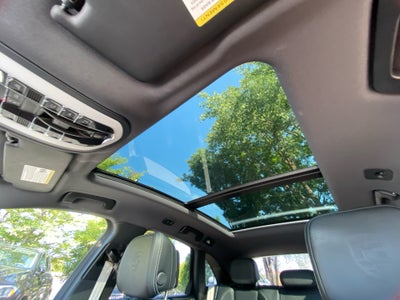 2025 Porsche Macan T