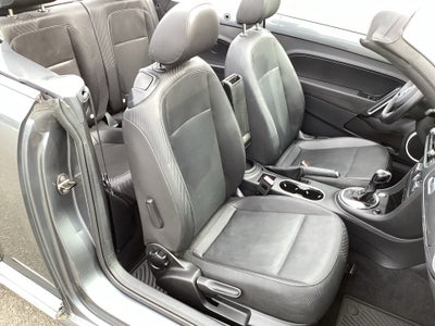 2013 Volkswagen Beetle Convertible 2.5L