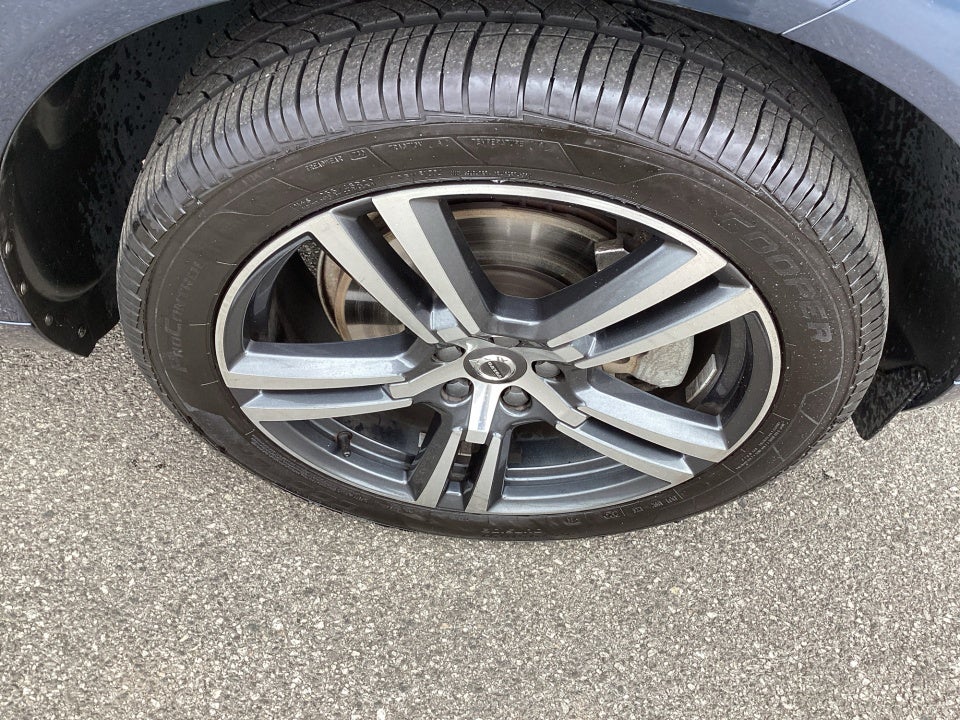2019 Volvo XC60 T6 Momentum
