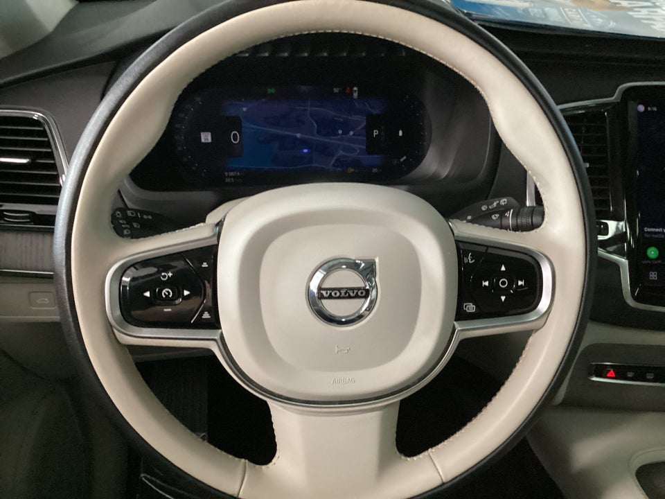 2023 Volvo XC90 Plus