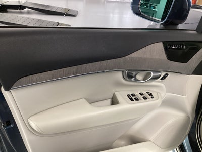 2023 Volvo XC90 Plus