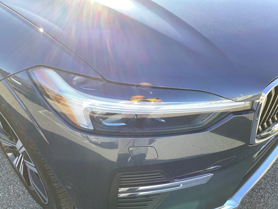 2023 Volvo XC60 B5 Plus Bright Theme