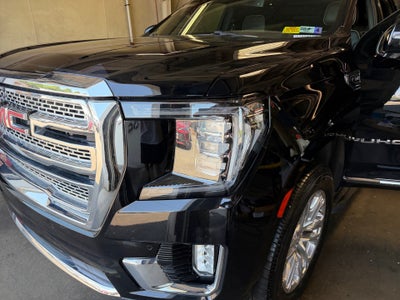 2022 GMC Yukon 4WD SLT