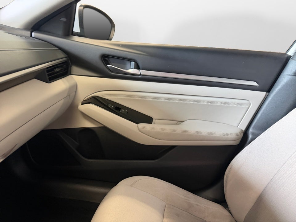 2020 Nissan Altima 2.5 SV