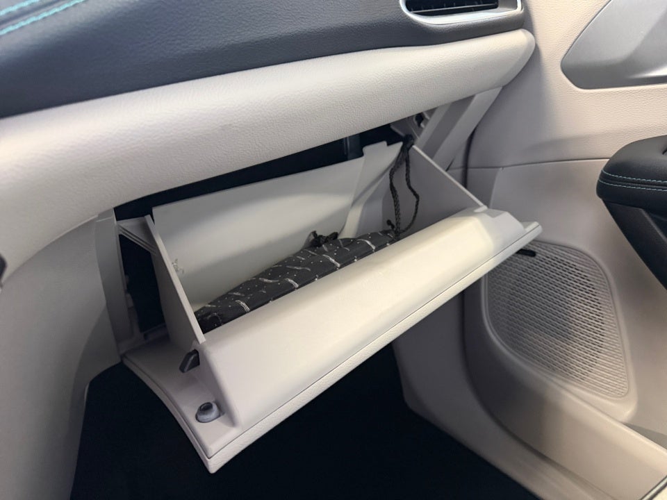 2019 Chrysler Pacifica Hybrid Limited
