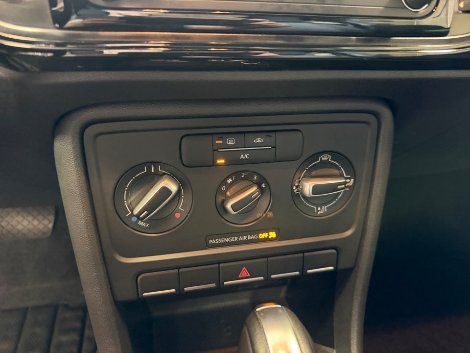 2019 Volkswagen Beetle S