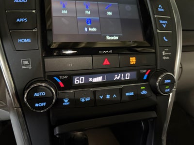 2017 Toyota Camry XLE