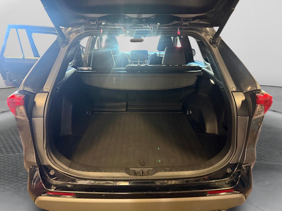 2022 Toyota RAV4 Hybrid Hybrid SE