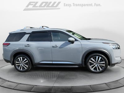 2022 Nissan Pathfinder Platinum