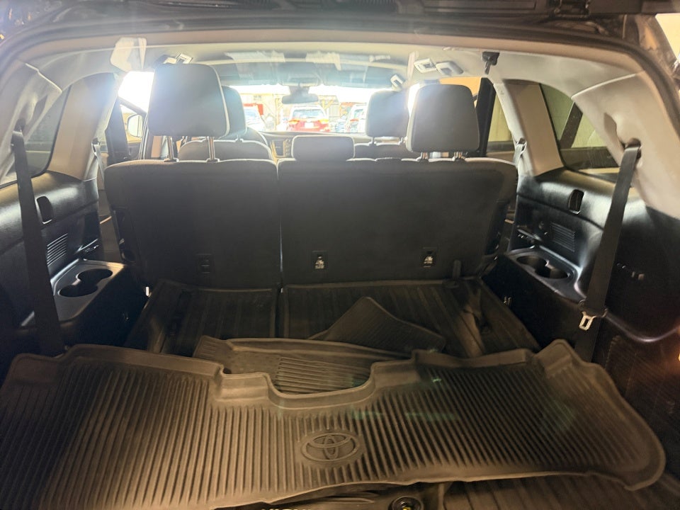 2017 Toyota Highlander LE