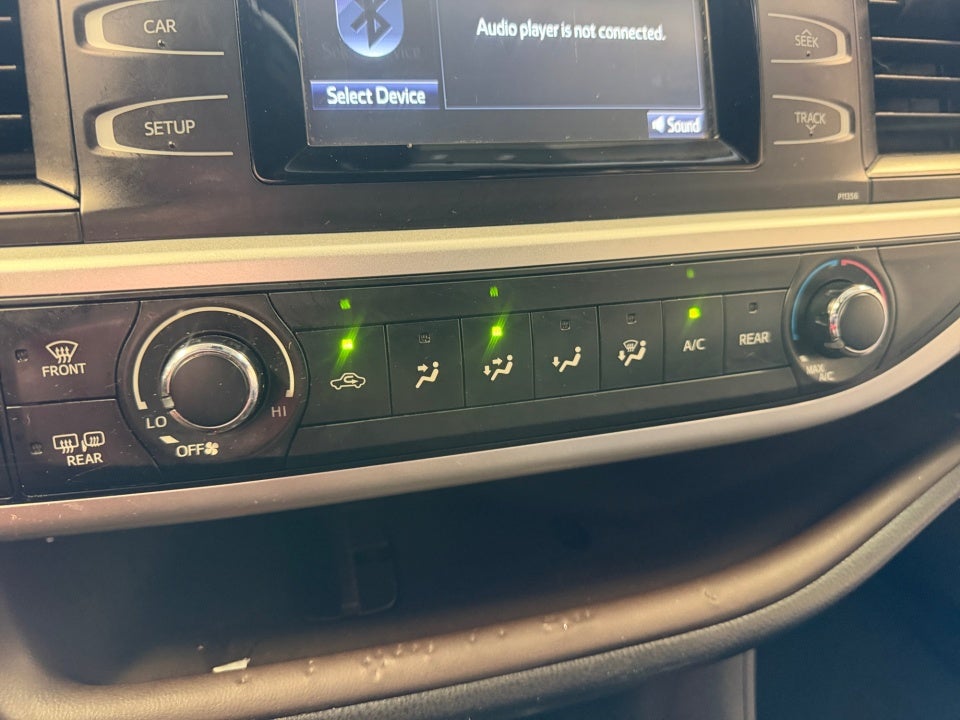 2017 Toyota Highlander LE