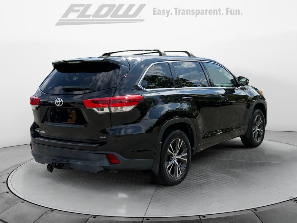 2017 Toyota Highlander LE