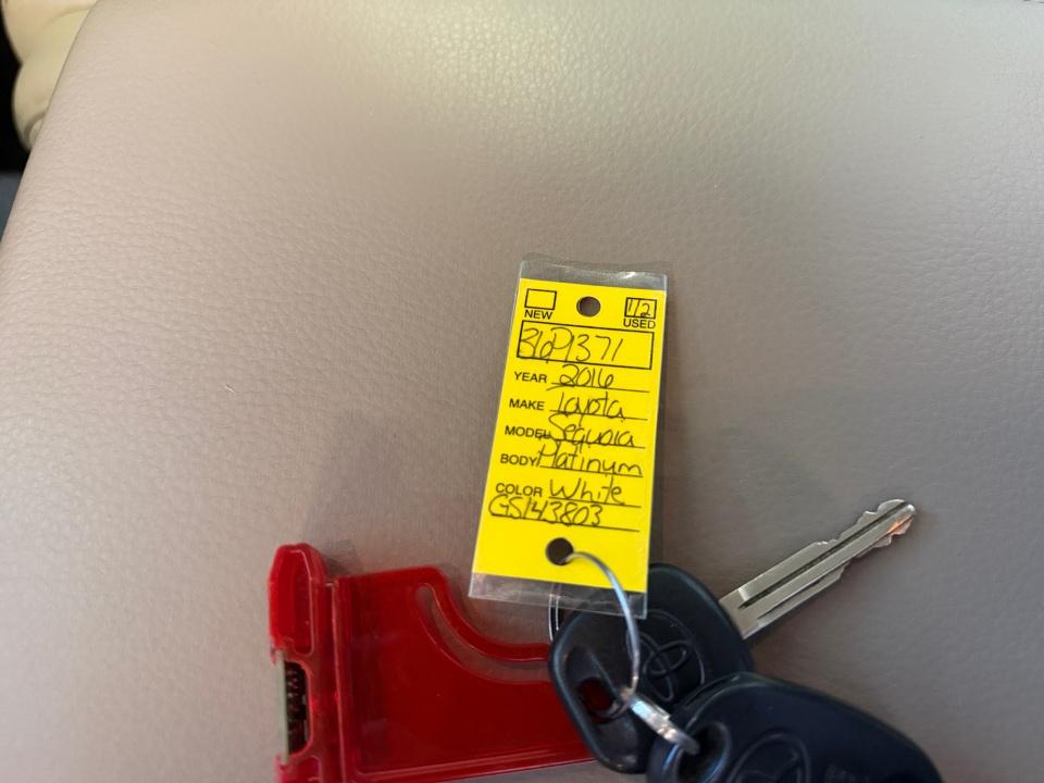 2016 Toyota Sequoia Platinum