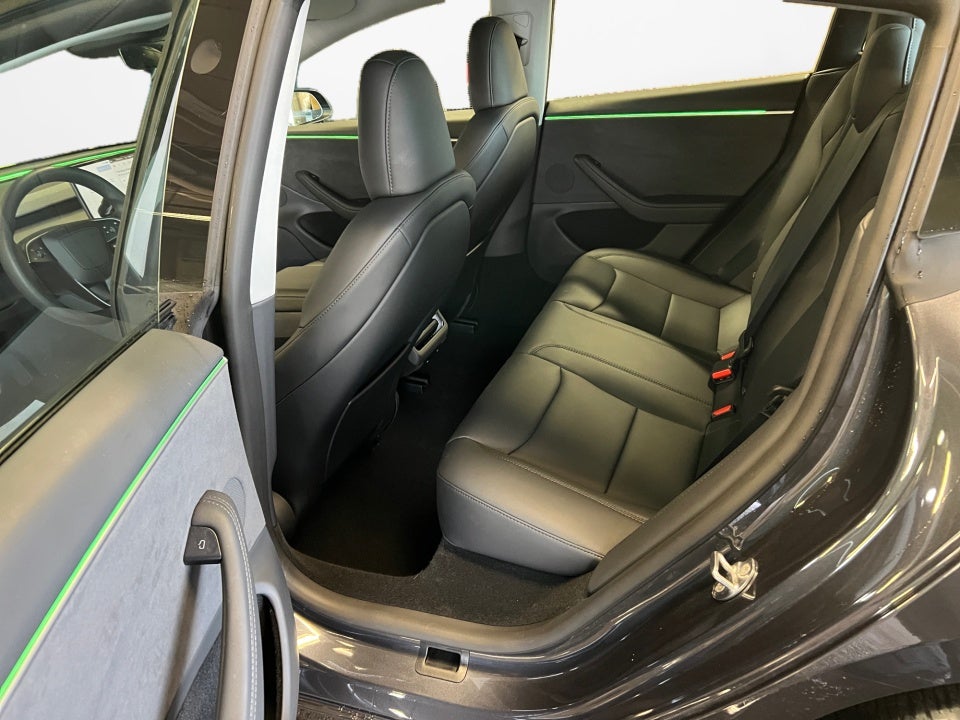 2025 Tesla Model 3 Long Range All-Wheel Drive