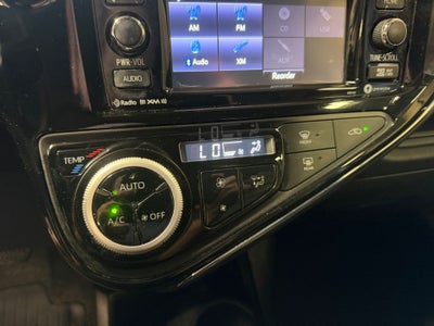 2018 Toyota Prius c Four