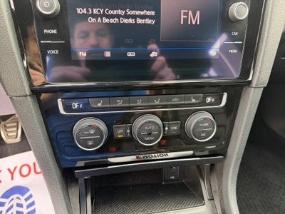 2019 Volkswagen Golf R 2.0T w/DCC & Navigation