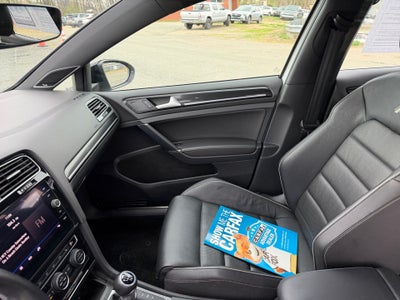 2019 Volkswagen Golf R 2.0T w/DCC & Navigation