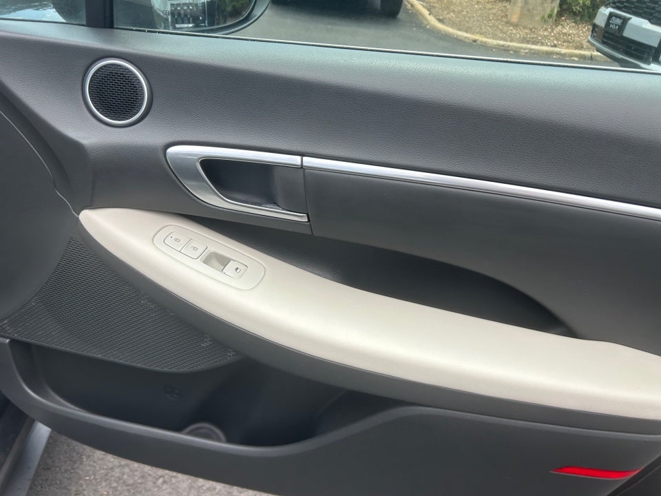 2023 Hyundai Sonata Hybrid Blue