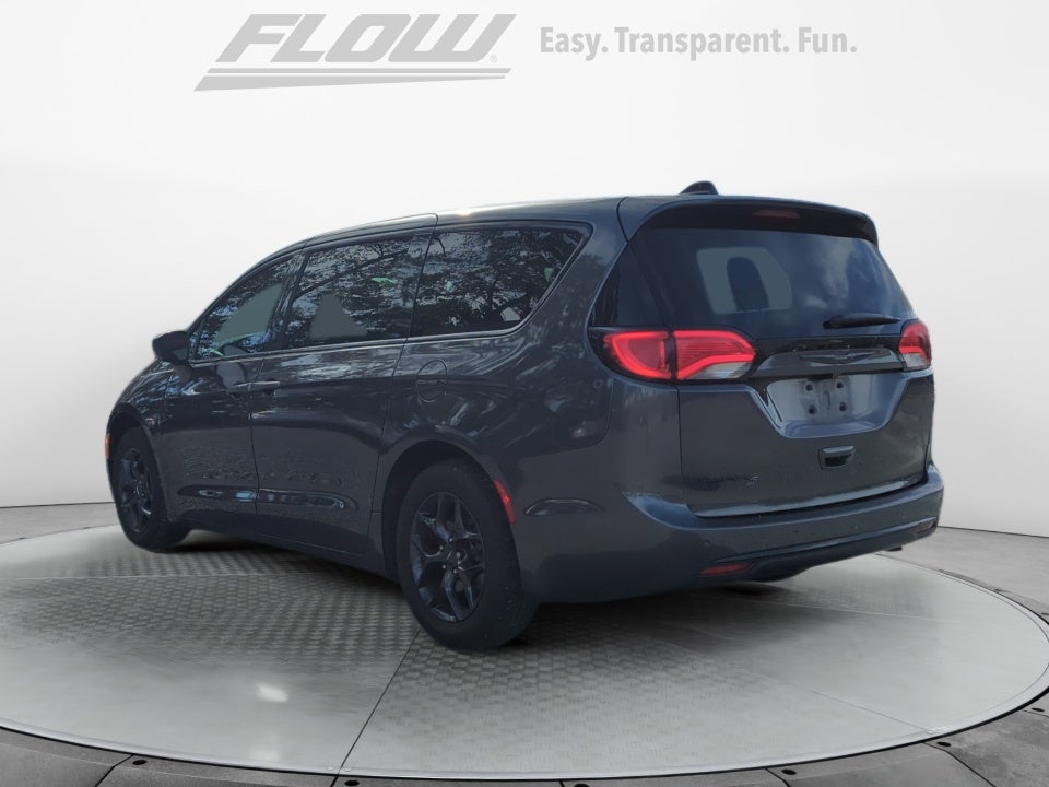 2020 Chrysler Pacifica Touring