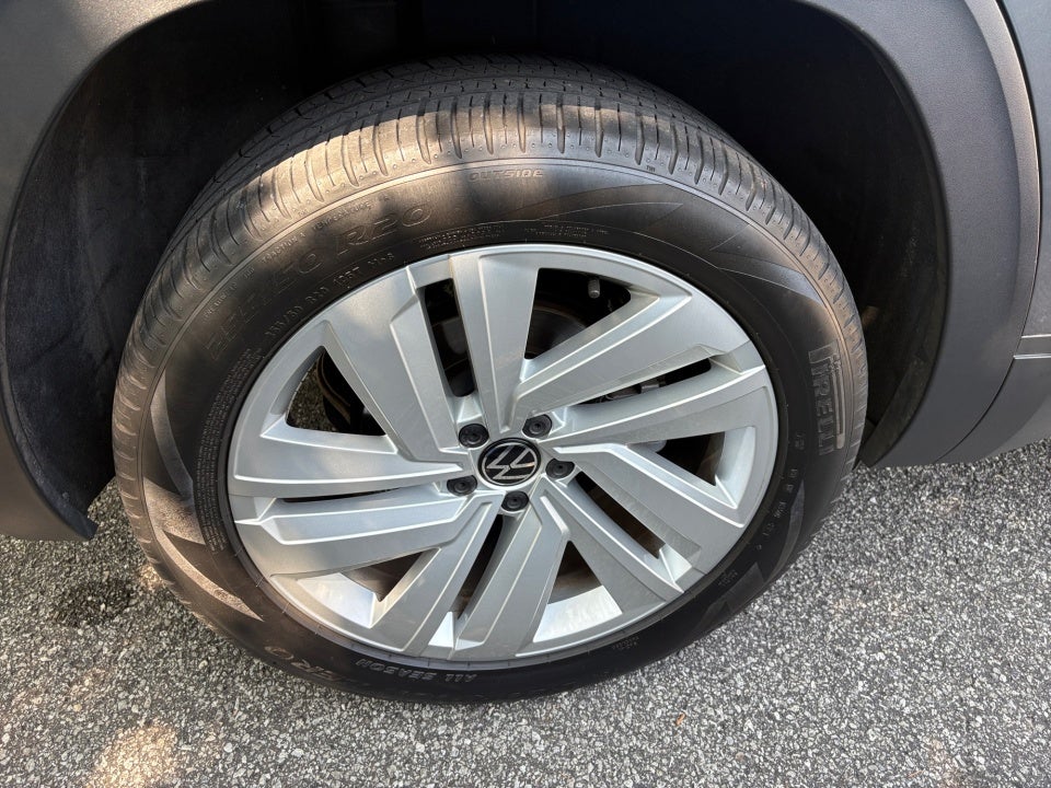 2022 Volkswagen Atlas Cross Sport 3.6L V6 SE w/Technology