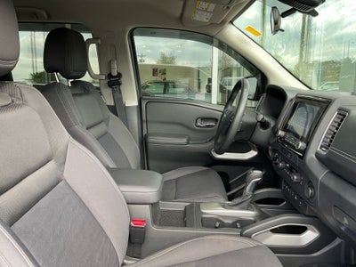 2023 Nissan Frontier Crew Cab SV 4x4