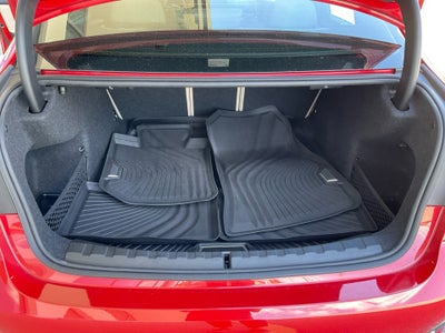 2022 BMW 330i 330i