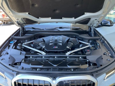 2024 BMW X7 M60i