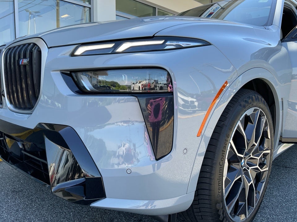 2024 BMW X7 M60i