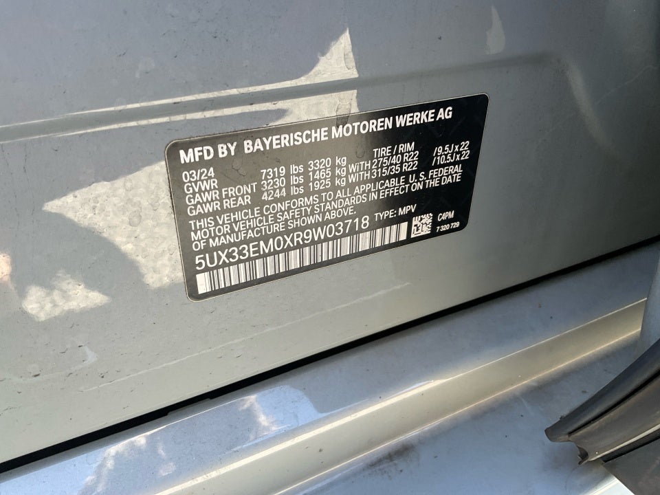 2024 BMW X7 M60i