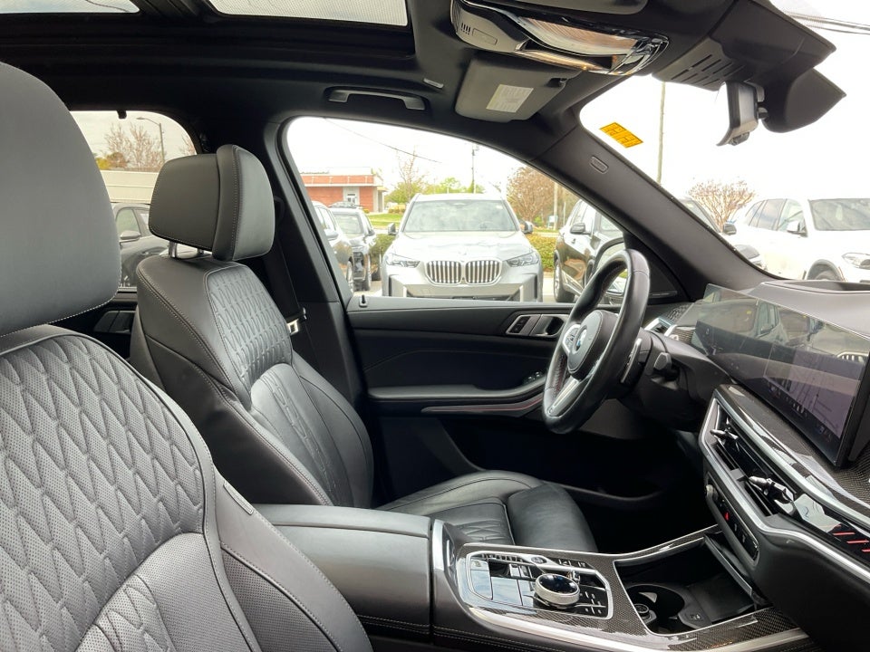 2024 BMW X5 M60i