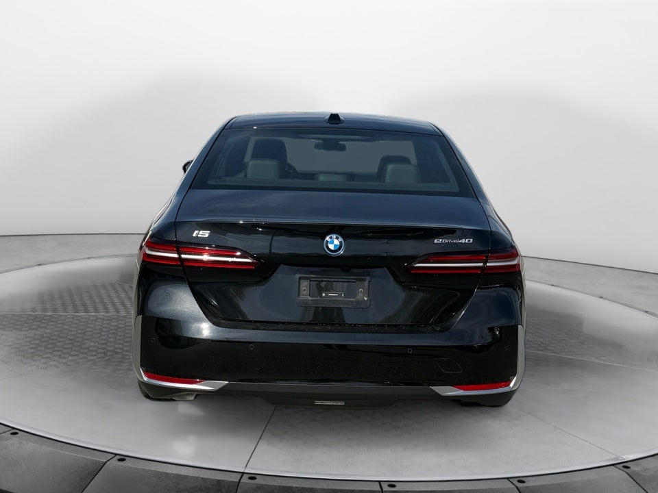 2024 BMW i5 eDrive40