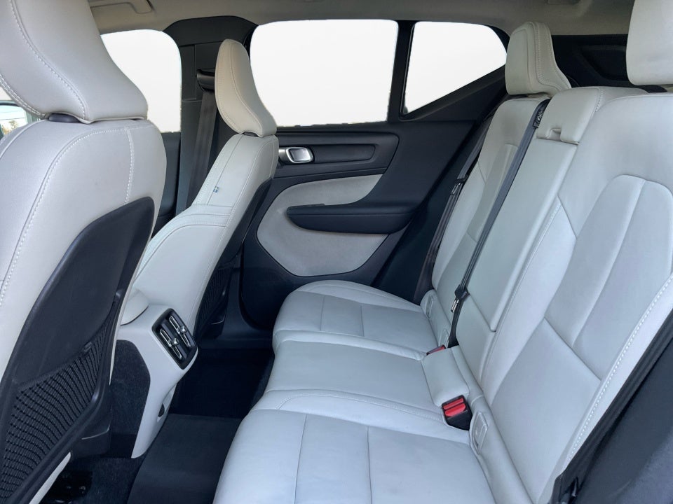 2020 Volvo XC40 Momentum