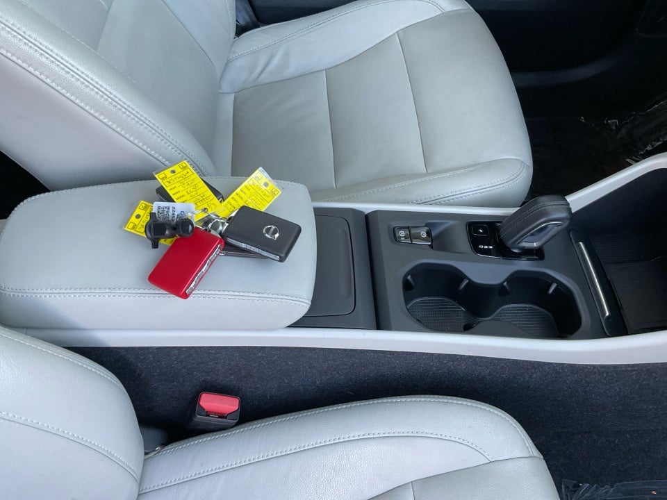 2020 Volvo XC40 Momentum