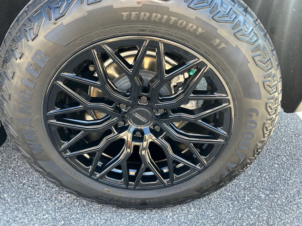 2024 GMC Yukon 4WD AT4