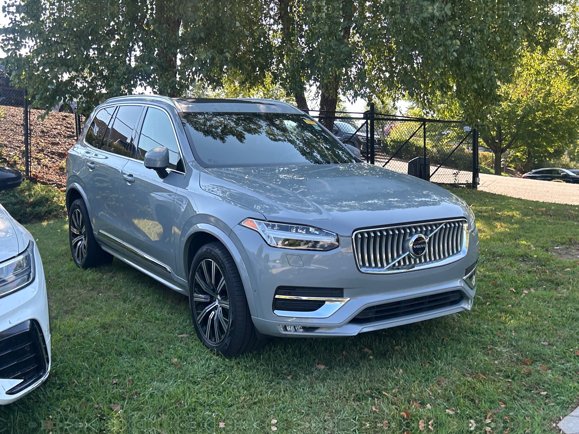 2024 Volvo XC90 Plus Bright Theme