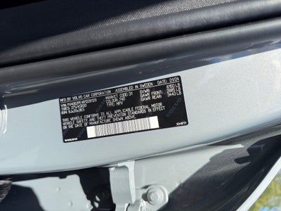 2024 Volvo XC90 Plus Bright Theme