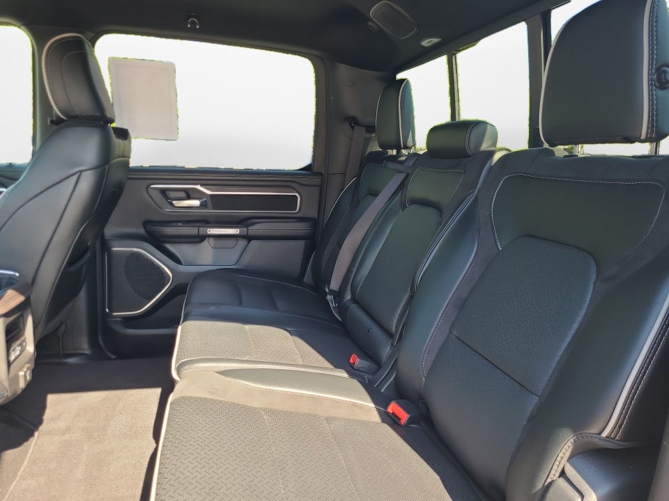 2025 RAM 1500 Laramie Crew Cab 4x4 5'7" Box