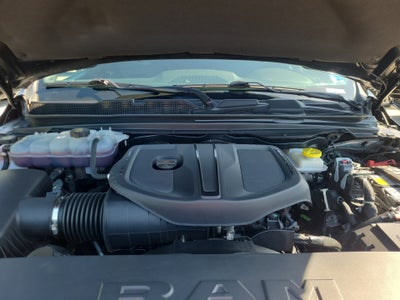 2025 RAM 1500 Laramie Crew Cab 4x4 5'7" Box