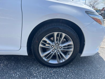 2017 Toyota Camry SE