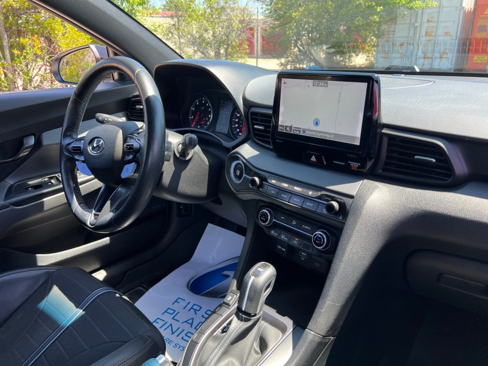 2022 Hyundai Veloster N Base