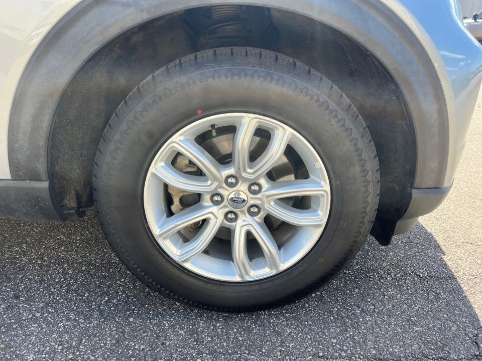 2020 Ford Explorer Base