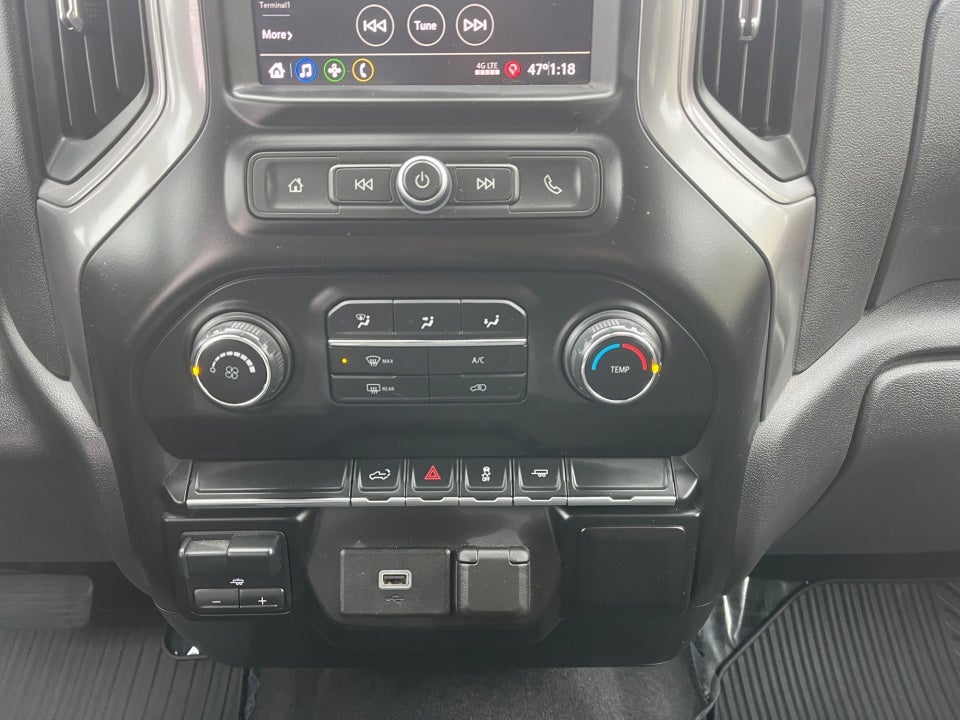 2020 Chevrolet Silverado 2WD Crew Cab Short Bed Custom