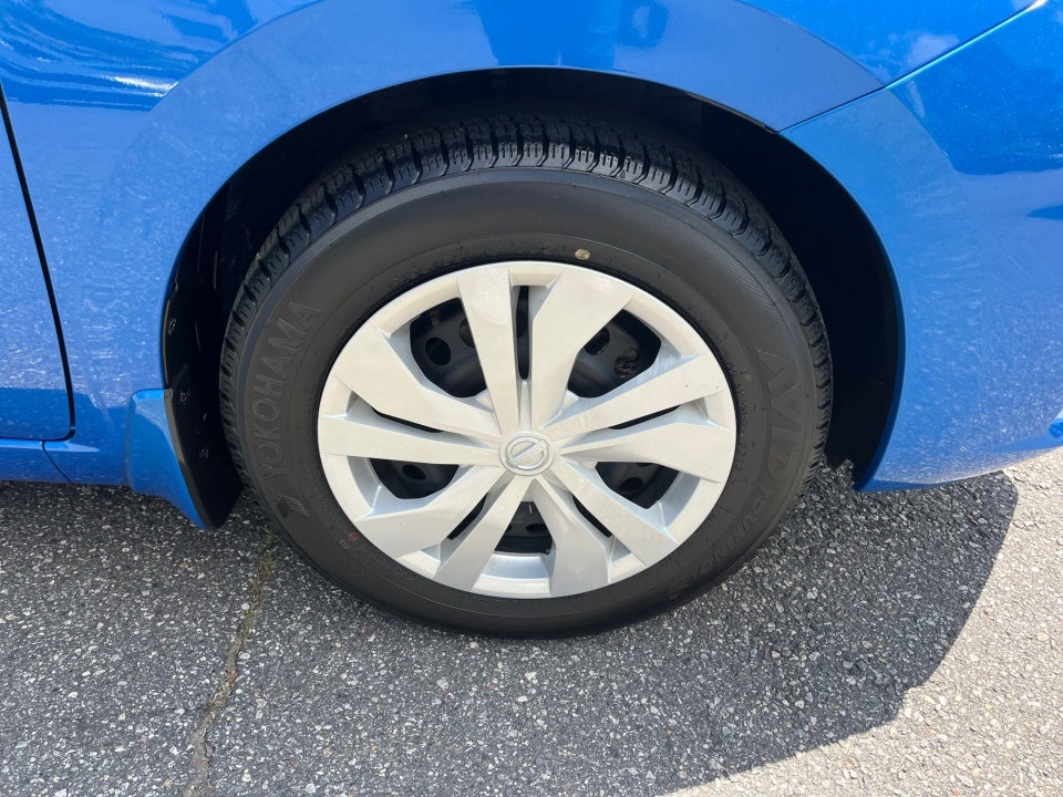 2022 Nissan Versa S 5-Speed Manual Transmission