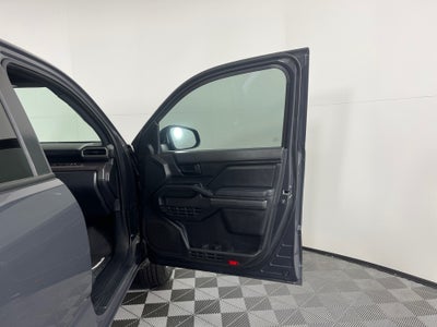 2025 Toyota TACOMA SR5 SR5