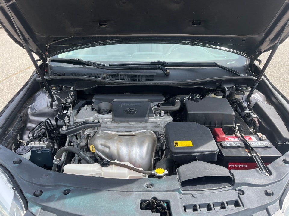 2015 Toyota CAMRY LE