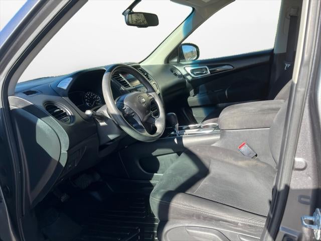 2016 Nissan Pathfinder S