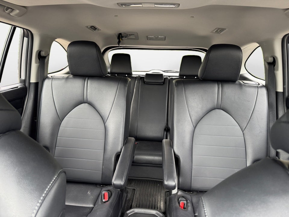 2025 Toyota Highlander Hybrid XLE